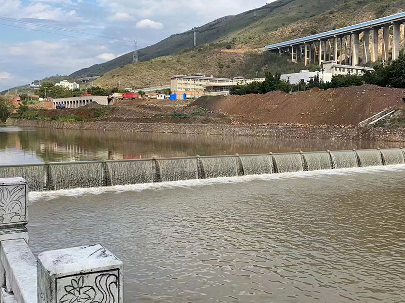 鋼壩閘門-揚州楚門機電設備制造有限公司